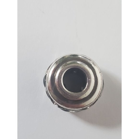 Brighton Leaf Stopper Bead - Picture 3 of 3